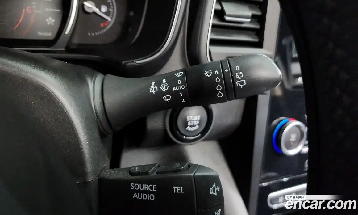 Renault QM6 2018 2.0 гидро в Москве № 1688637, фото 29