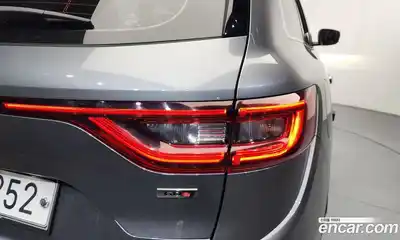 Renault QM6 2018 2.0 гидро в Москве № 1688637, миниатюра 9