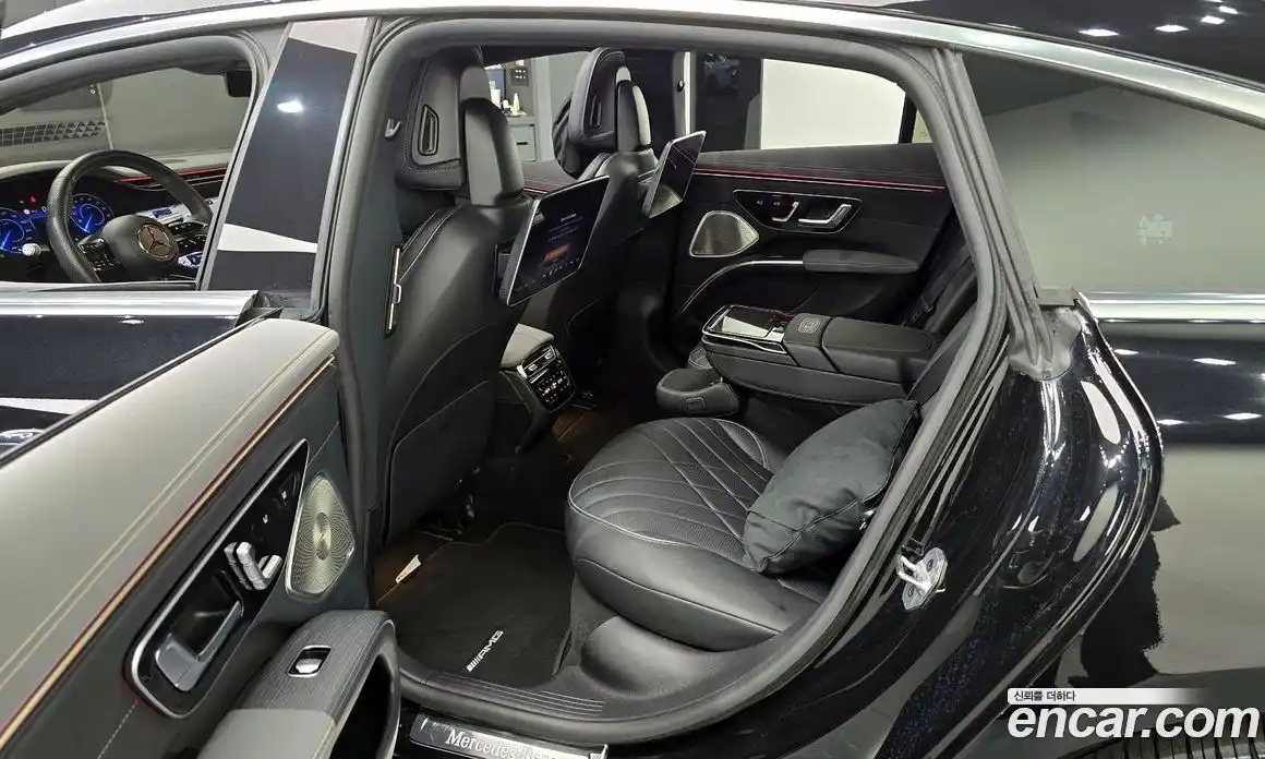 Mercedes-Benz EQS 2023 0.3 гидро в Москве № 1690432, фото 17