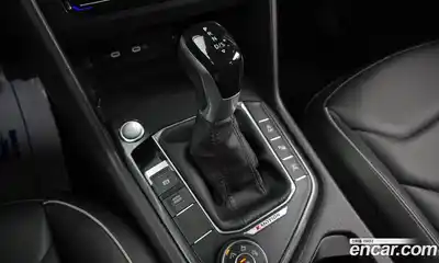 Volkswagen Tiguan 2022 2.0 гидро в Москве № 1693084, миниатюра 12