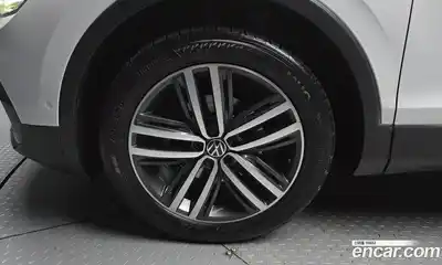 Volkswagen Tiguan 2022 2.0 гидро в Москве № 1693084, миниатюра 5
