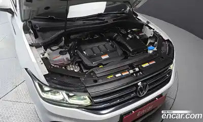 Volkswagen Tiguan 2022 2.0 гидро в Москве № 1693084, миниатюра 6