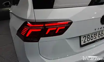 Volkswagen Tiguan 2022 2.0 гидро в Москве № 1693084, миниатюра 9