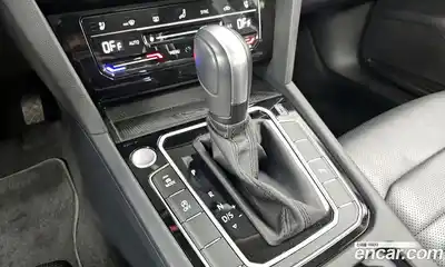 Volkswagen Passat 2022 2.0 гидро в Москве № 1693142, миниатюра 12