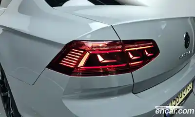 Volkswagen Passat 2022 2.0 гидро в Москве № 1693142, миниатюра 9