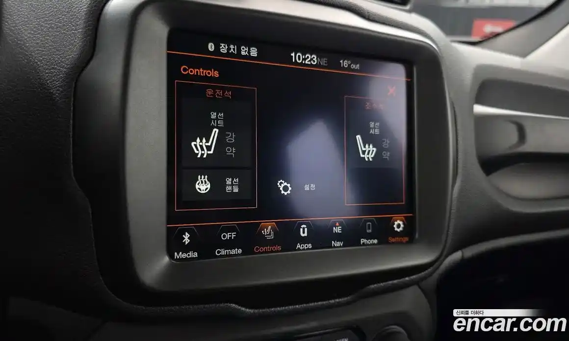 Jeep Renegade 2019 2.4 гидро в Москве № 1693769, фото 20