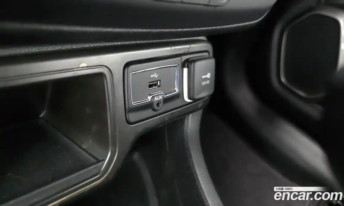 Jeep Renegade 2019 2.4 гидро в Москве № 1693769, фото 31