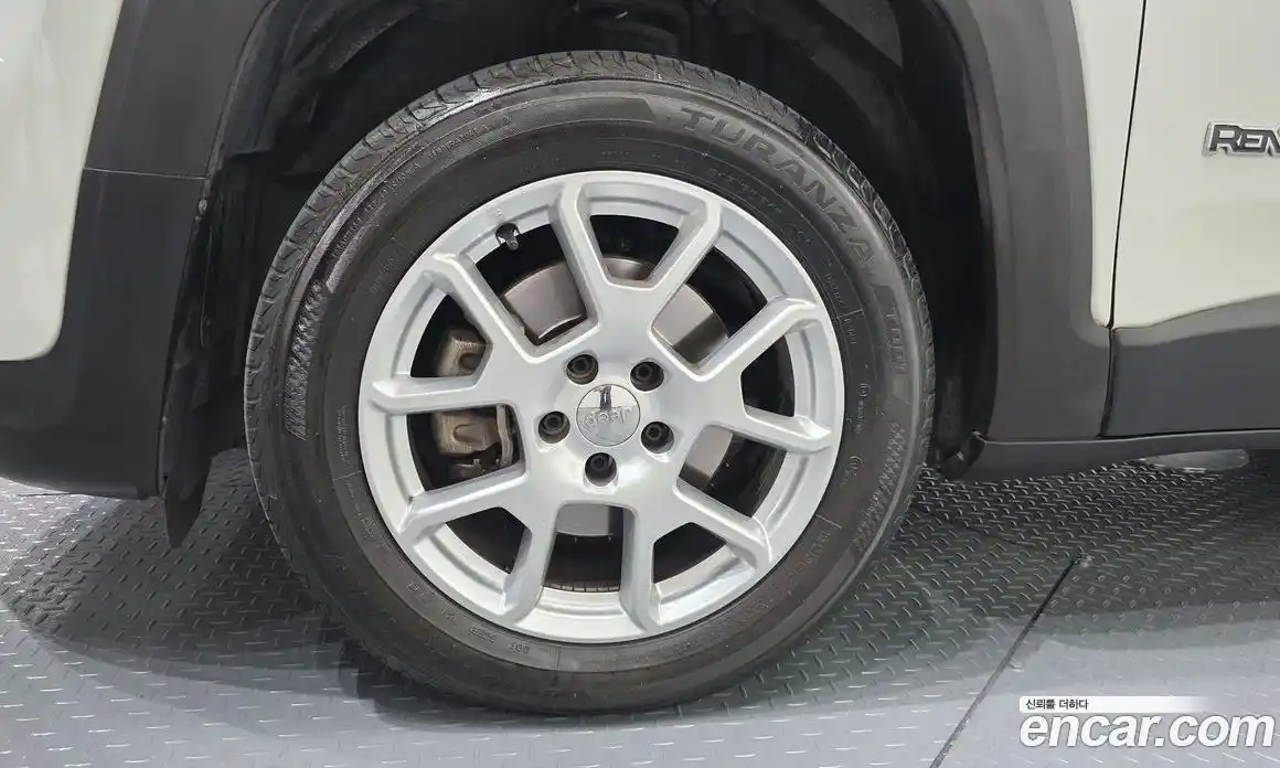 Jeep Renegade 2019 2.4 гидро в Москве № 1693769, фото 4