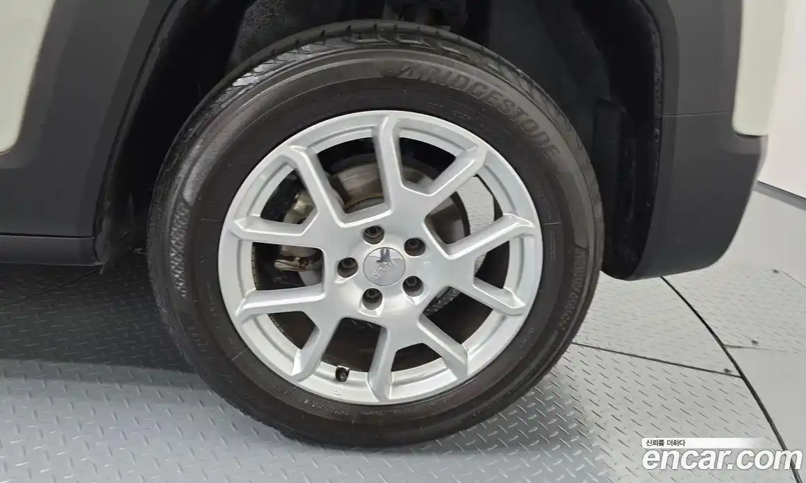 Jeep Renegade 2019 2.4 гидро в Москве № 1693769, фото 6