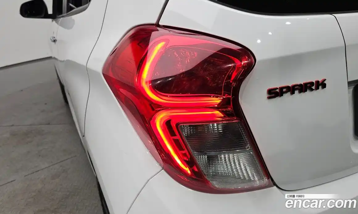 Chevrolet Spark 2021 1.0 гидро в Москве № 1759969, фото 8