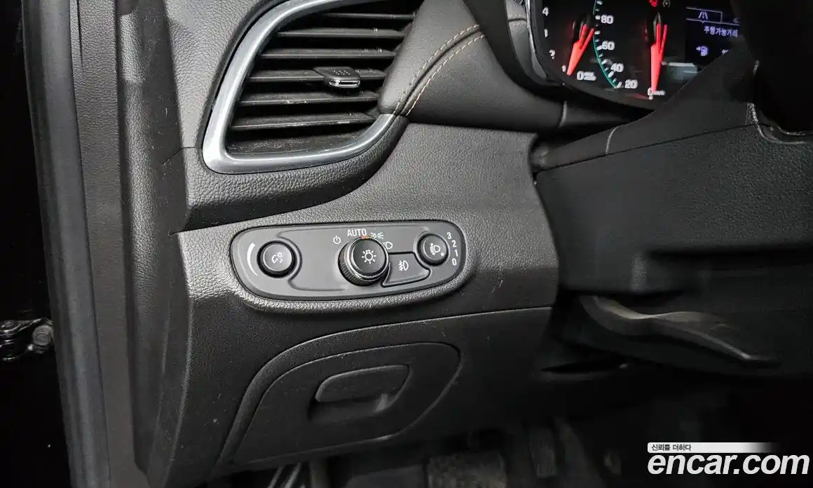 Chevrolet Trax 2019 1.6 гидро в Москве № 1760412, фото 20