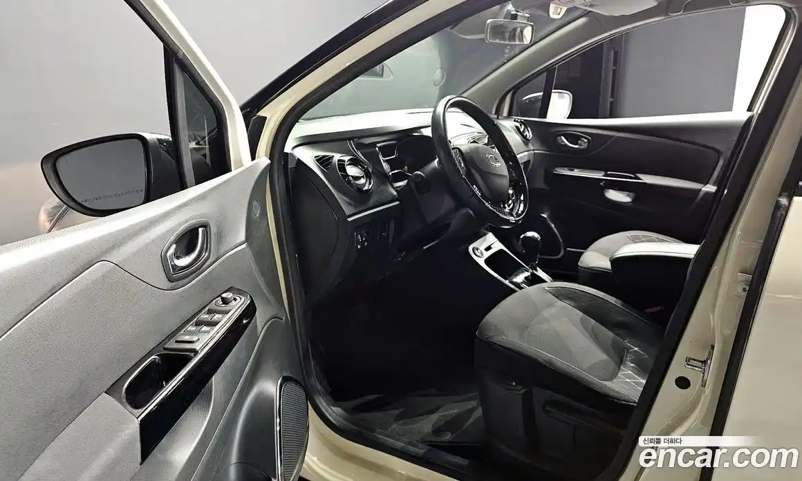 Renault QM3 2014 1.5 гидро в Москве № 1761519, фото 13