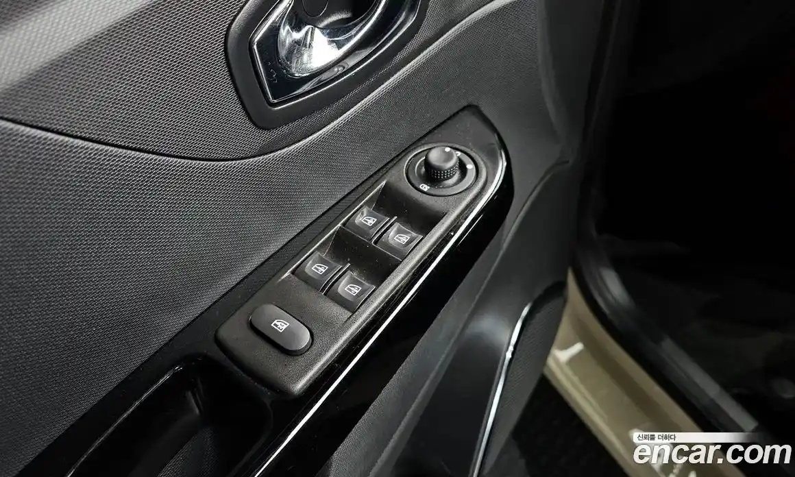 Renault QM3 2014 1.5 гидро в Москве № 1761519, фото 19
