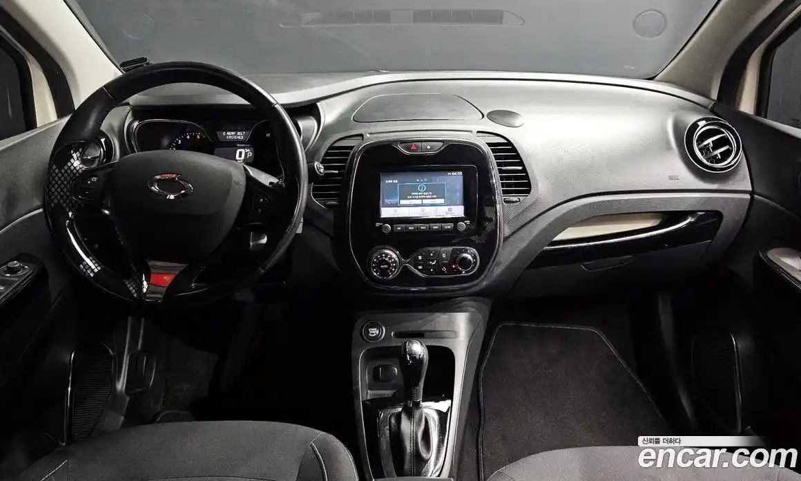 Renault QM3 2014 1.5 гидро в Москве № 1761519, фото 10