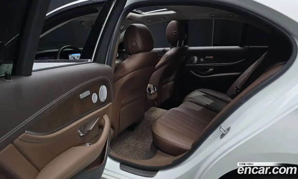 Mercedes-Benz E-Class 2020 2.0 гидро в Москве № 1762854, фото 16