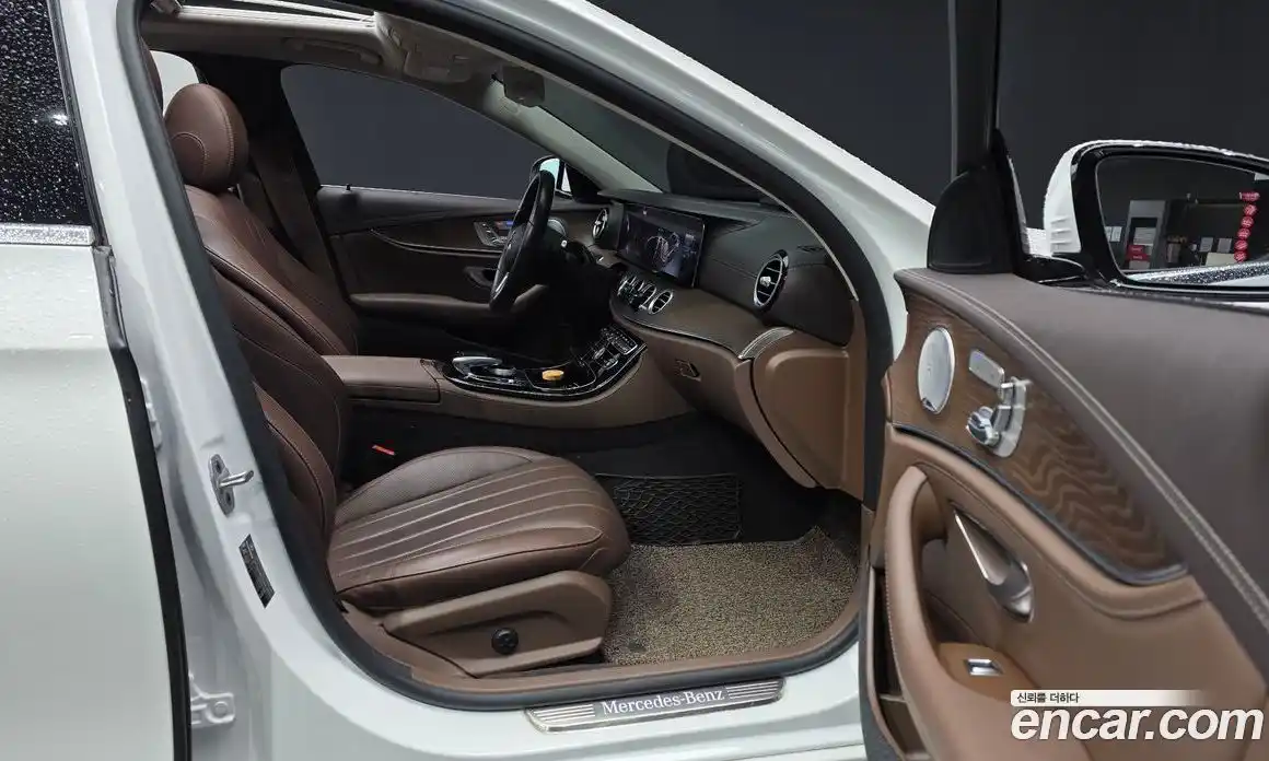 Mercedes-Benz E-Class 2020 2.0 гидро в Москве № 1762854, фото 17