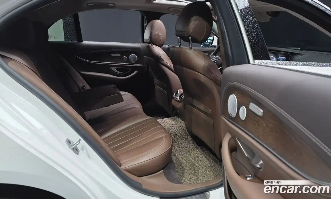 Mercedes-Benz E-Class 2020 2.0 гидро в Москве № 1762854, фото 18