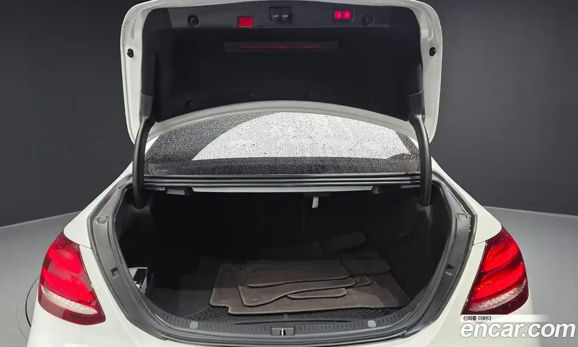 Mercedes-Benz E-Class 2020 2.0 гидро в Москве № 1762854, фото 26