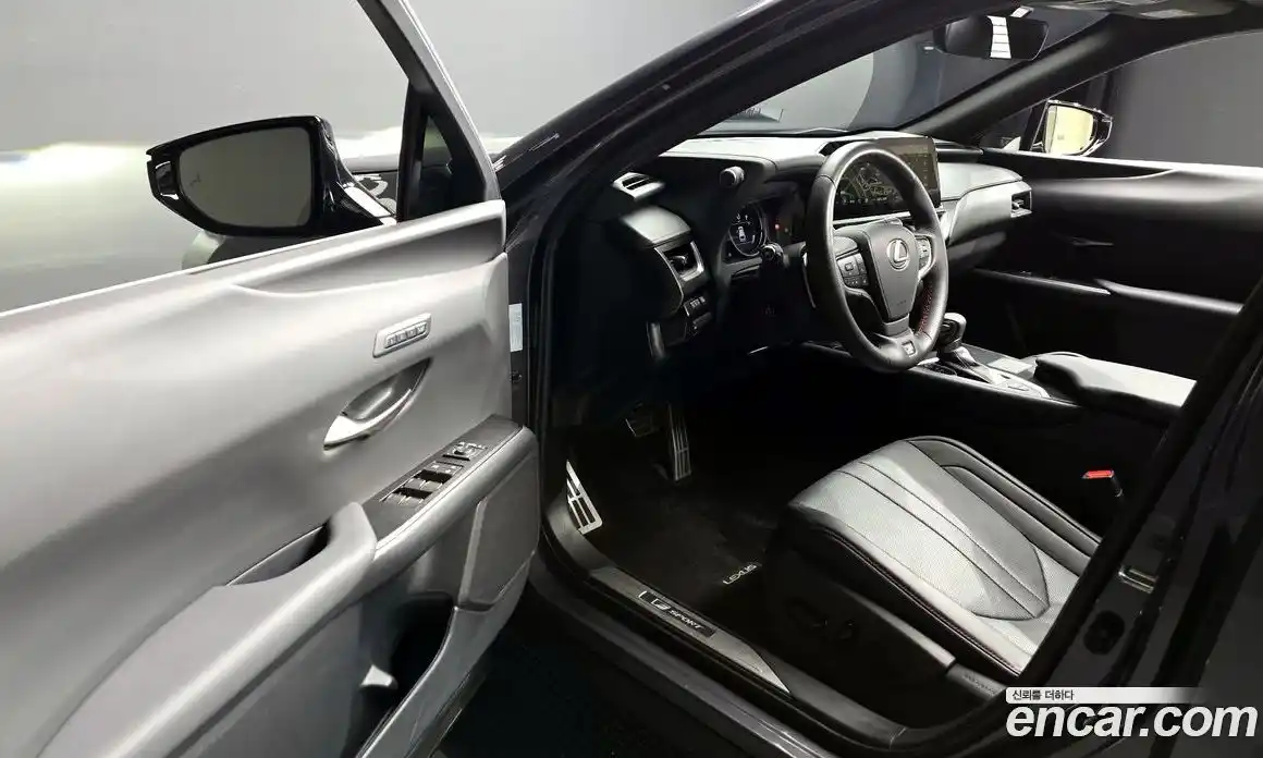 Lexus UX 2023 2.0 гидро в Москве № 1764881, фото 13