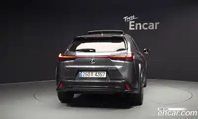 Lexus UX 2023 2.0 гидро в Москве № 1764881, миниатюра 4