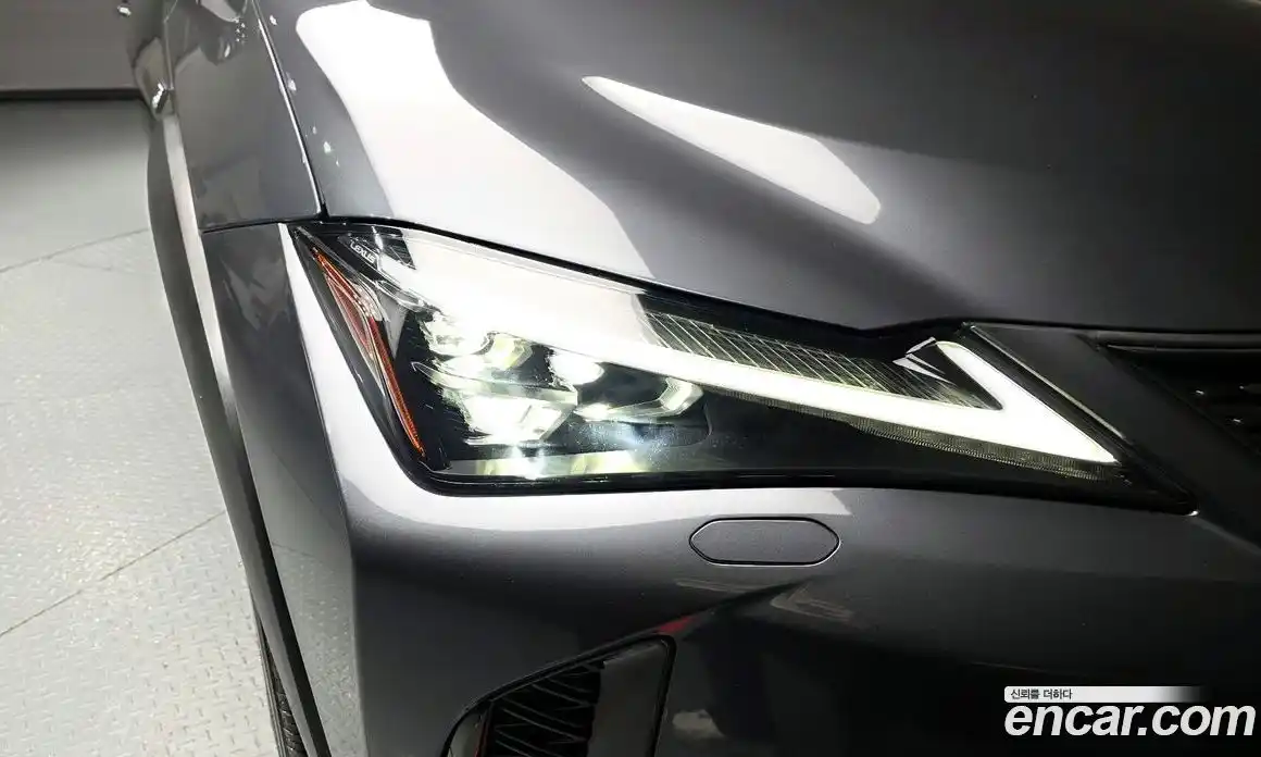 Lexus UX 2023 2.0 гидро в Москве № 1764881, фото 8