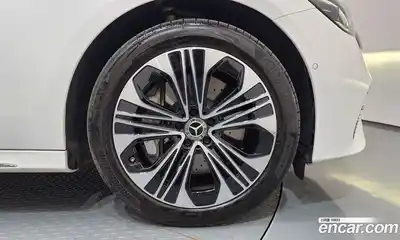 Mercedes-Benz E-Class 2025 2.0 гидро в Москве № 1832277, миниатюра 7
