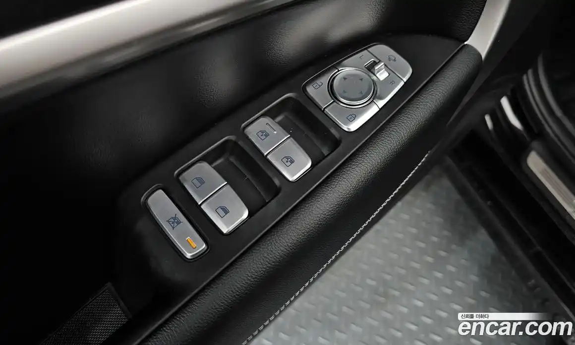 Genesis G70 2018 2.2 гидро в Москве № 1832562, фото 35