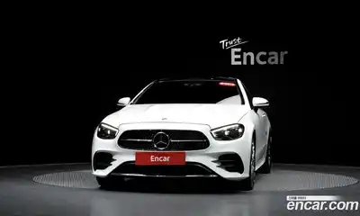 Mercedes-Benz E-Class 2023 2.0 гидро в Москве № 1833228, миниатюра 2