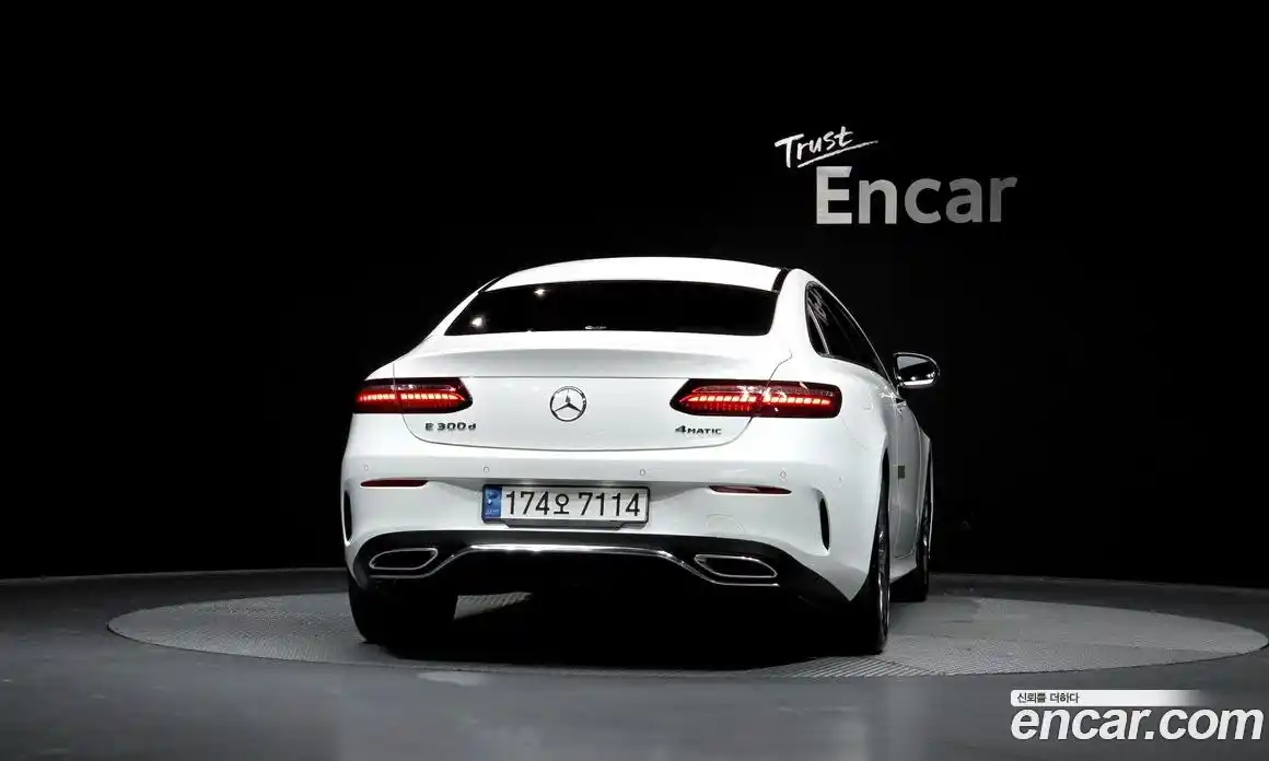 Mercedes-Benz E-Class 2023 2.0 гидро в Москве № 1833228, фото 3