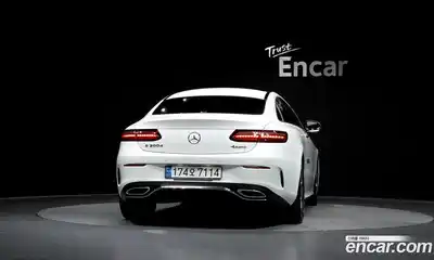 Mercedes-Benz E-Class 2023 2.0 гидро в Москве № 1833228, миниатюра 3