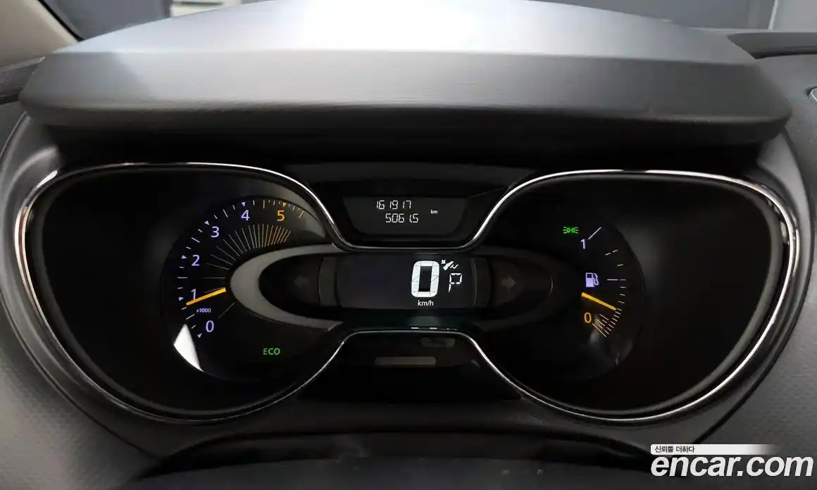 Renault QM3 2015 1.5 гидро в Москве № 1835011, фото 11