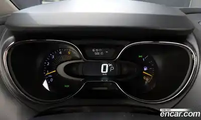 Renault QM3 2015 1.5 гидро в Москве № 1835011, миниатюра 11