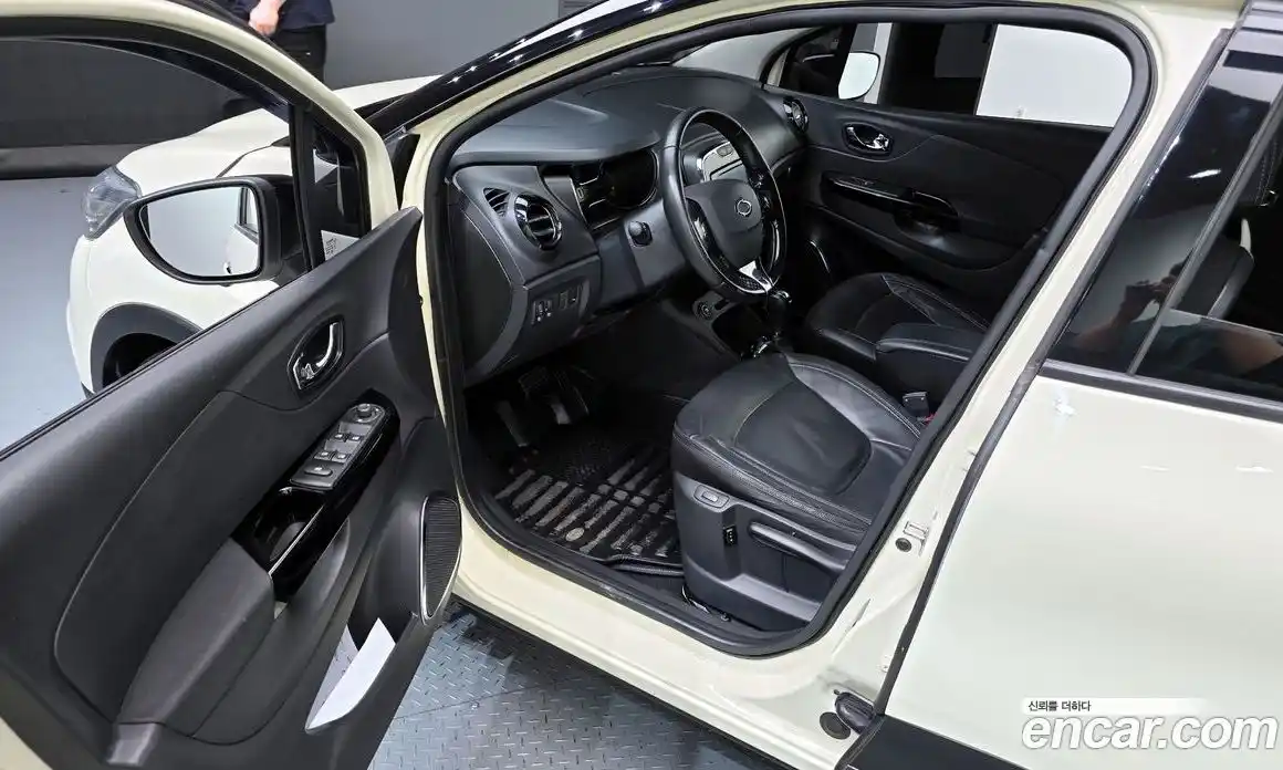 Renault QM3 2015 1.5 гидро в Москве № 1835011, фото 13