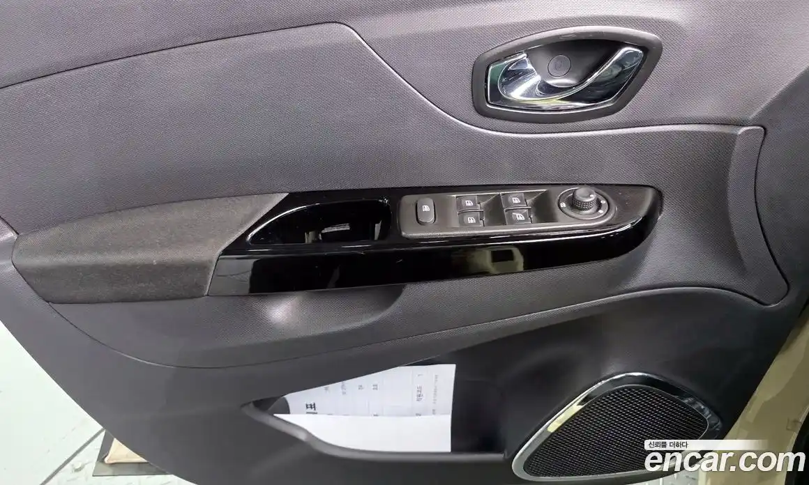 Renault QM3 2015 1.5 гидро в Москве № 1835011, фото 14