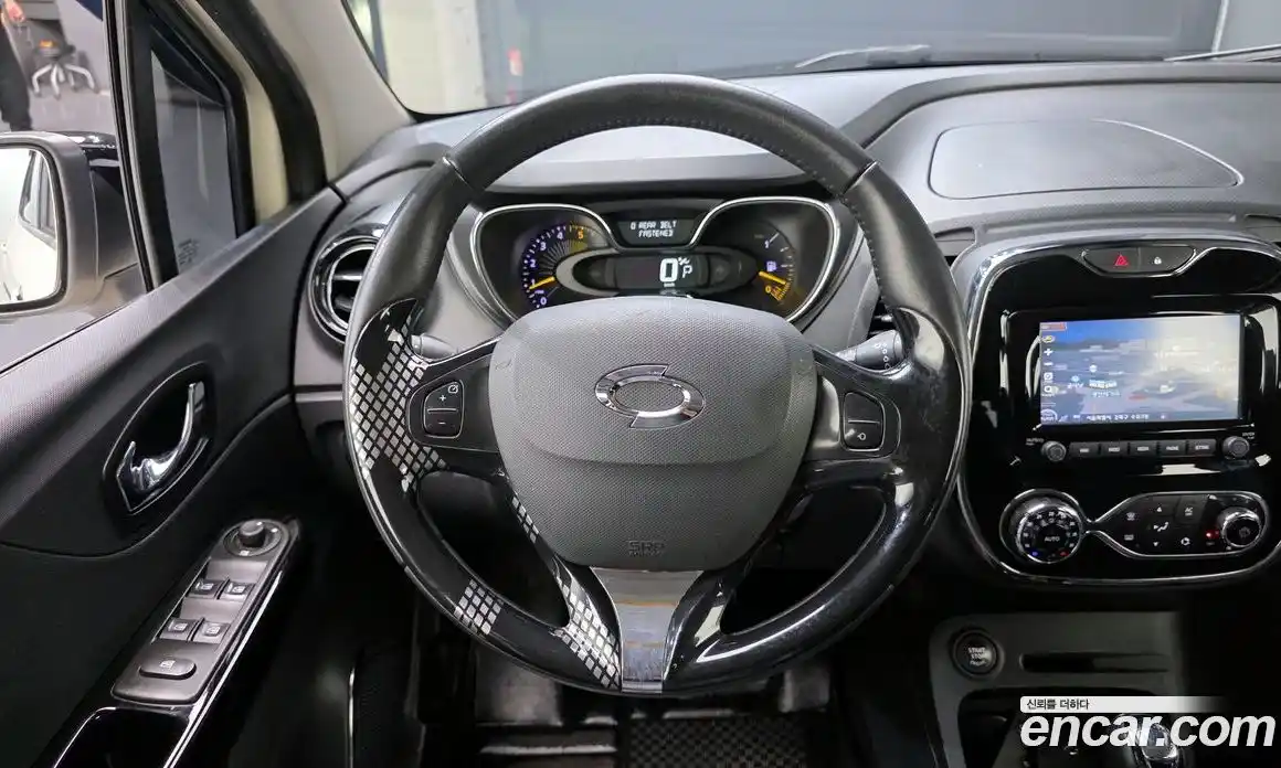 Renault QM3 2015 1.5 гидро в Москве № 1835011, фото 19