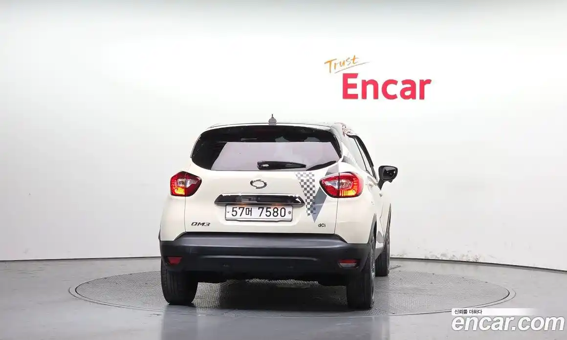 Renault QM3 2015 1.5 гидро в Москве № 1835011, фото 4