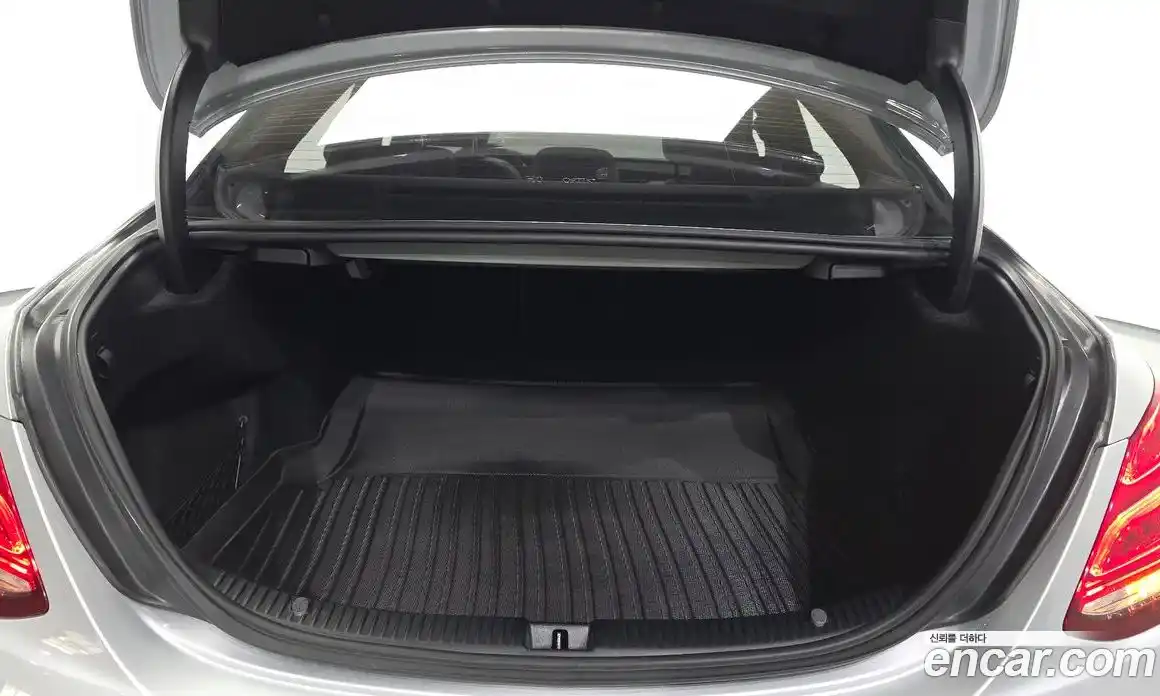 Mercedes-Benz C-Class 2018 2.0 гидро в Москве № 1836150, фото 26