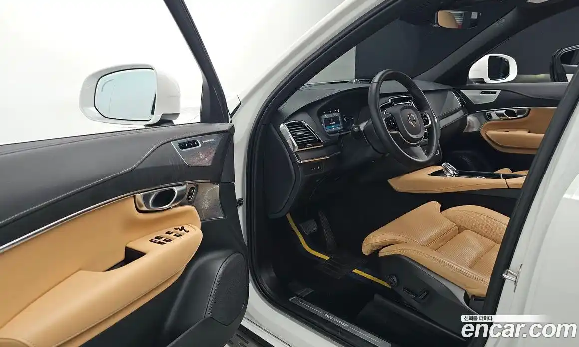 Volvo XC90 2024 2.0 гидро в Москве № 1836789, фото 17
