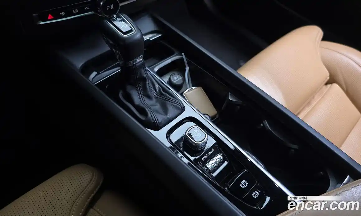 Volvo XC60 2019 2.0 гидро в Москве № 1836845, фото 11