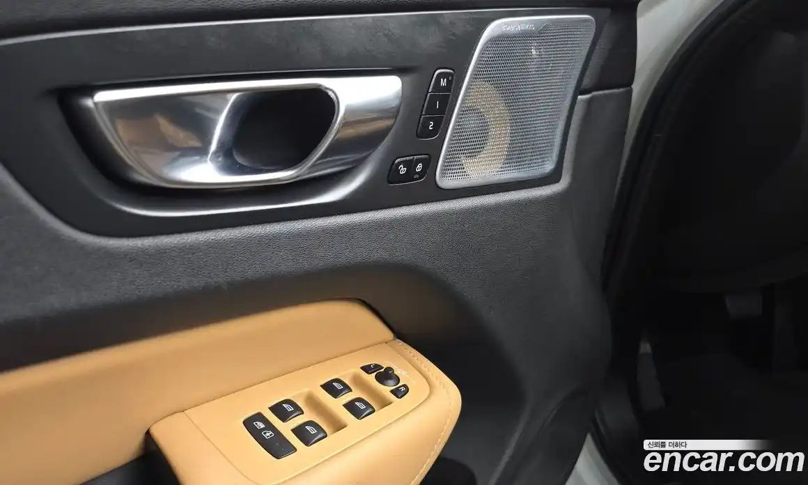 Volvo XC60 2019 2.0 гидро в Москве № 1836845, фото 13