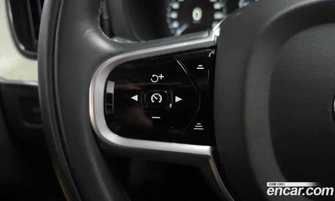 Volvo XC60 2019 2.0 гидро в Москве № 1836845, фото 20