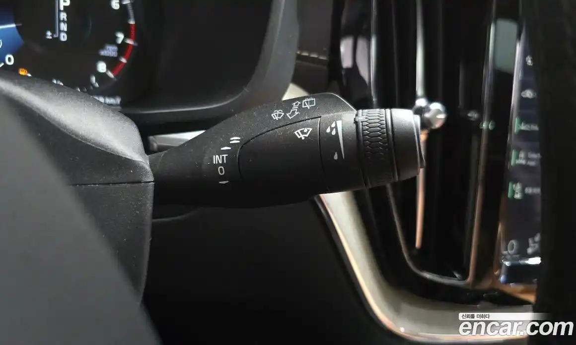 Volvo XC60 2019 2.0 гидро в Москве № 1836845, фото 27