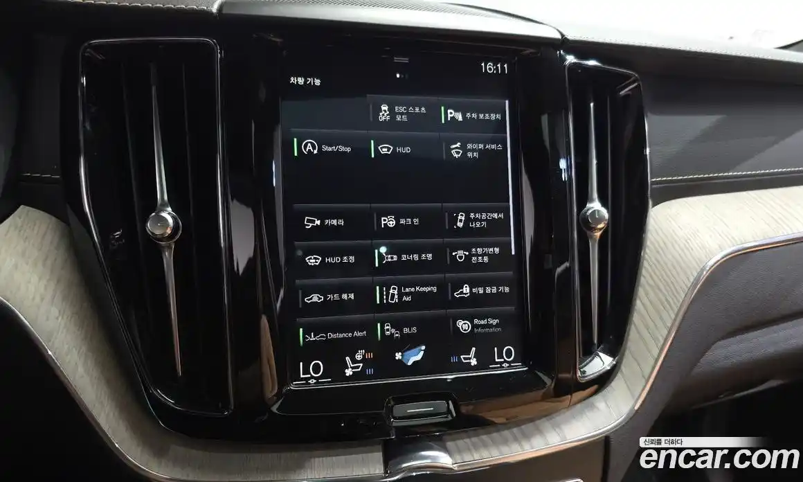 Volvo XC60 2019 2.0 гидро в Москве № 1836845, фото 31
