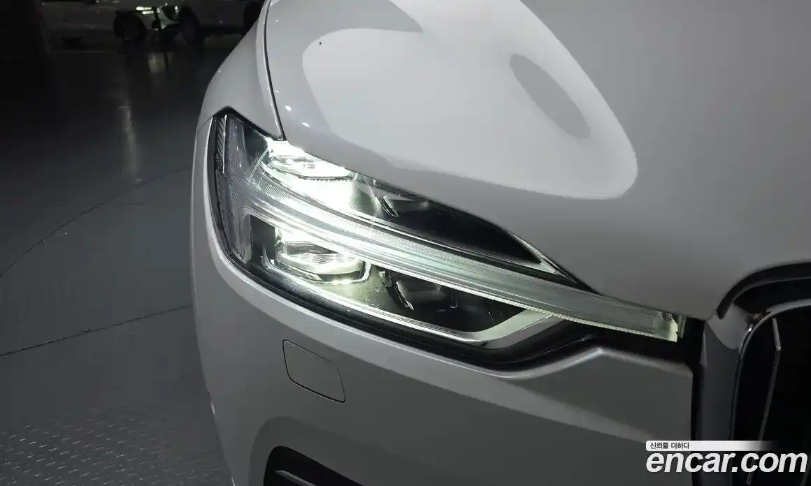 Volvo XC60 2019 2.0 гидро в Москве № 1836845, фото 7