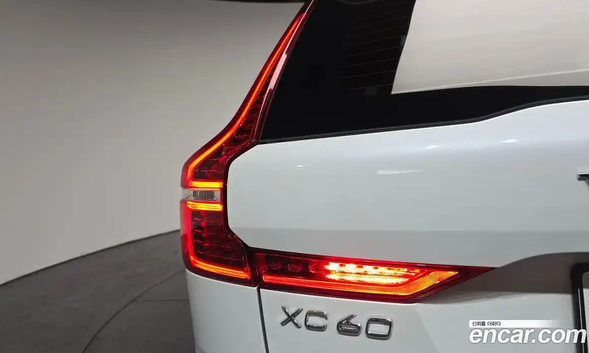 Volvo XC60 2019 2.0 гидро в Москве № 1836845, фото 8