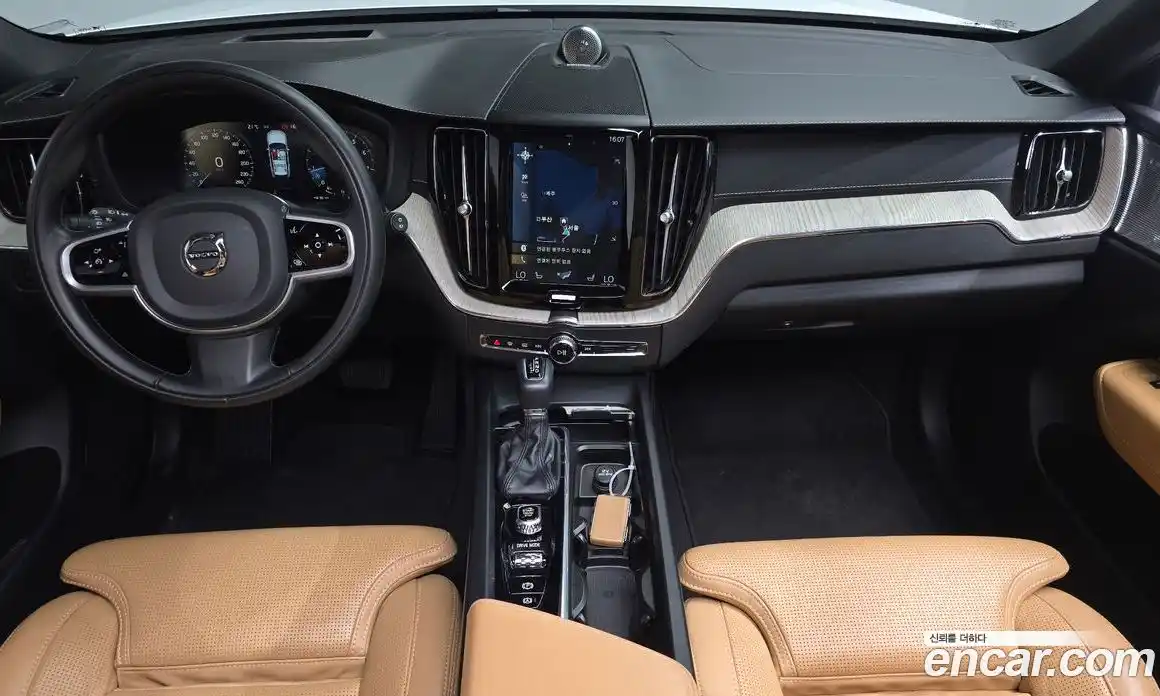 Volvo XC60 2019 2.0 гидро в Москве № 1836845, фото 9