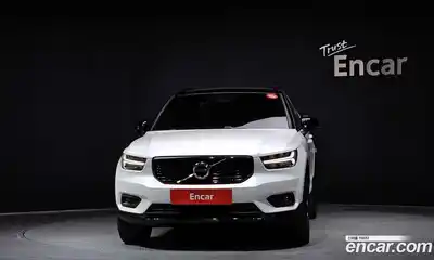 Volvo XC40 2020 2.0 гидро в Москве № 1836856, миниатюра 3