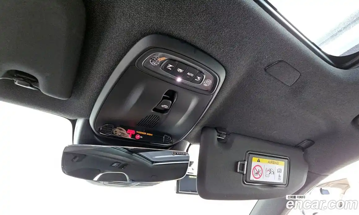 Volvo XC40 2020 2.0 гидро в Москве № 1836856, фото 33
