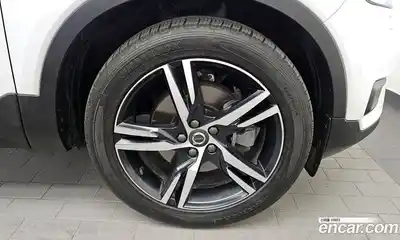 Volvo XC40 2020 2.0 гидро в Москве № 1836856, миниатюра 7