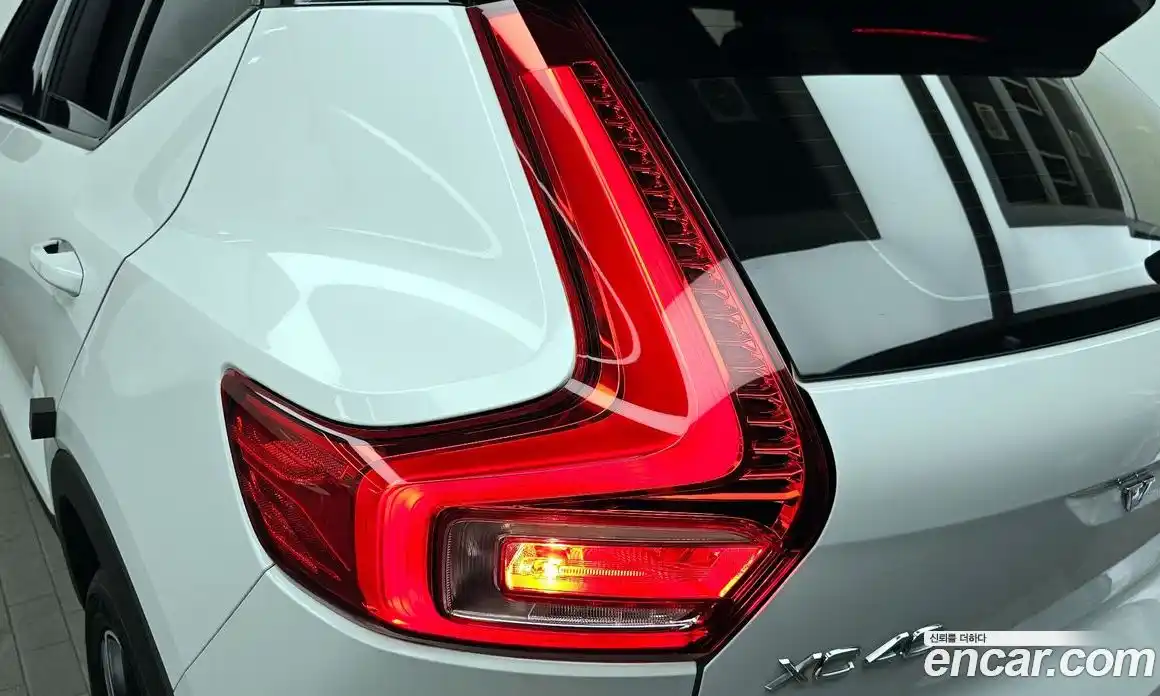 Volvo XC40 2020 2.0 гидро в Москве № 1836856, фото 9